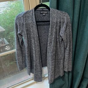 Barefoot dreams Bamboo CozyChic Lite cardigan girls 10-12 blue